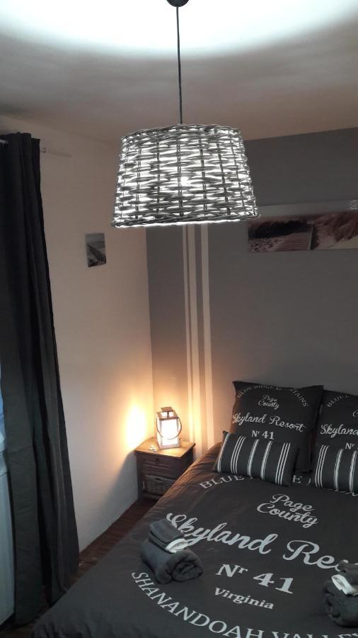 Chambre D'Hote - La Ruche Des Bleuets Mulsanne Esterno foto