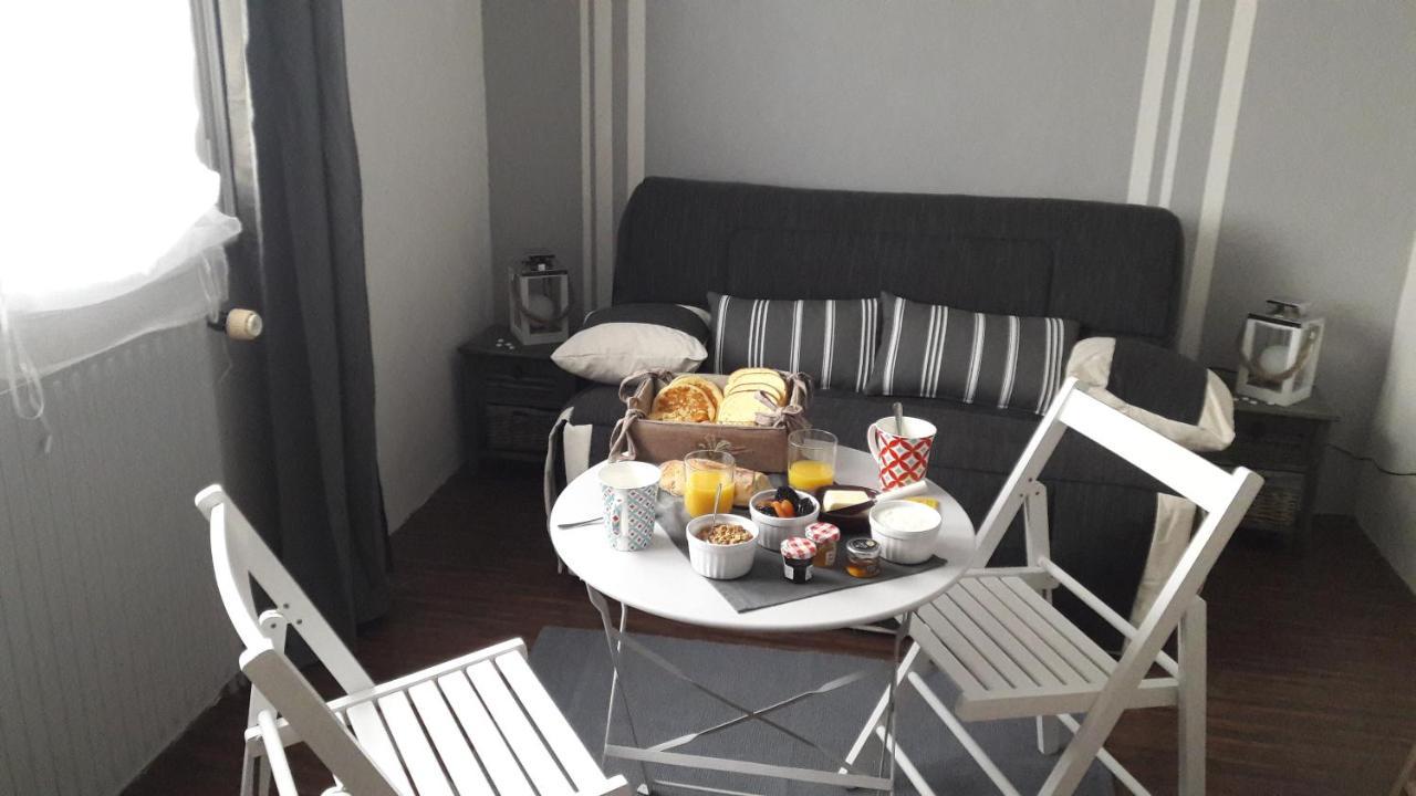Chambre D'Hote - La Ruche Des Bleuets Mulsanne Esterno foto